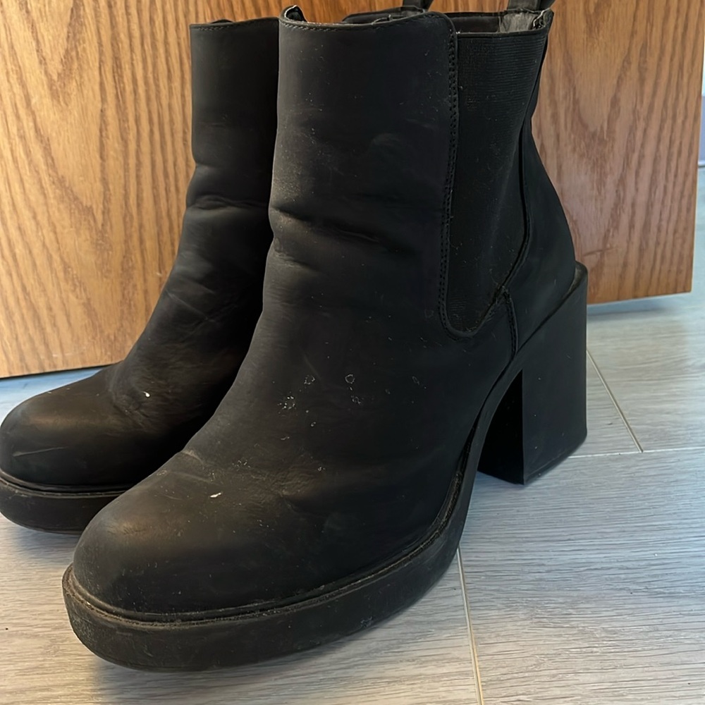 Platform Chelsea Boots Torrid